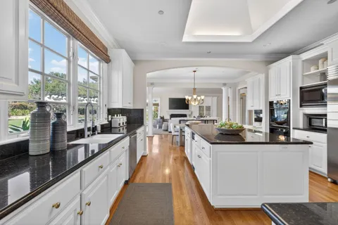 $6,788,000 | 18800 Bella Vina, Saratoga, CA 95070