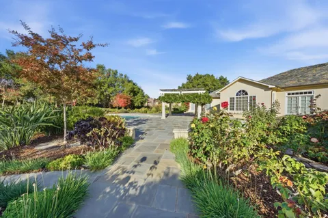 $6,788,000 | 18800 Bella Vina, Saratoga, CA 95070