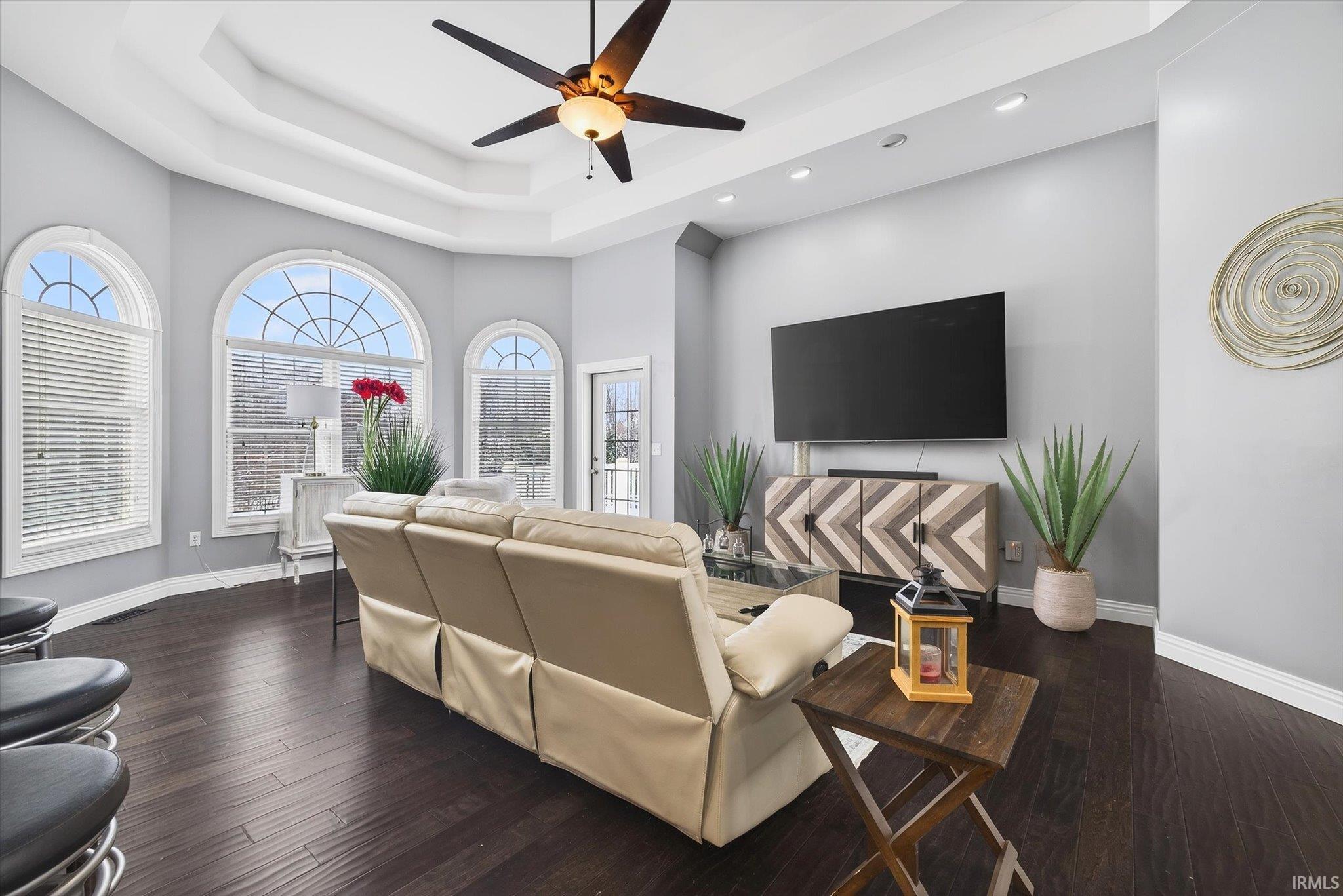 1297 Sugarland Road Washington, IN 47501 - Photo 5 of 33