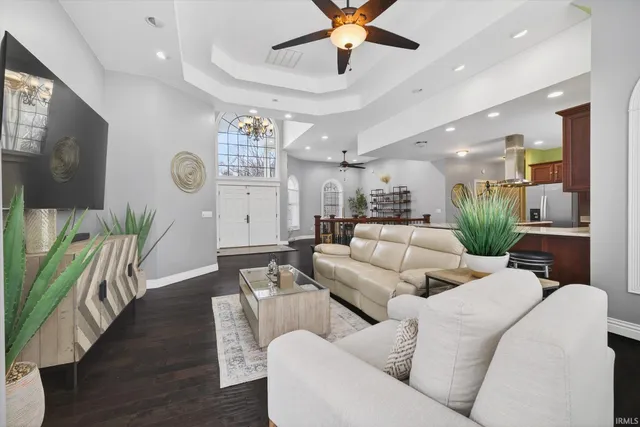 $599,900 | 1297 Sugarland Road, Washington, IN 47501