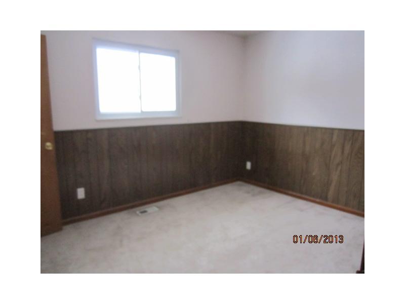 5183 Gibbs Road Plainfield, IN 46168 - Photo 8 of 11 Gallery Image 8