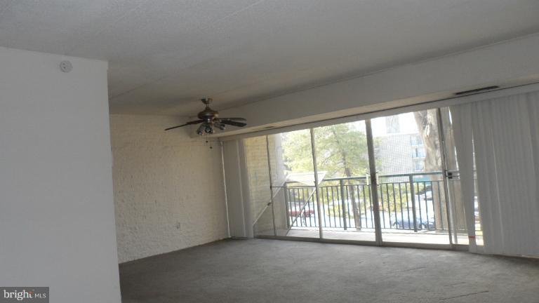 1806 Metzerott Road, Unit 102 Hyattsville, MD 20783 - Photo 4 of 7 Family Room