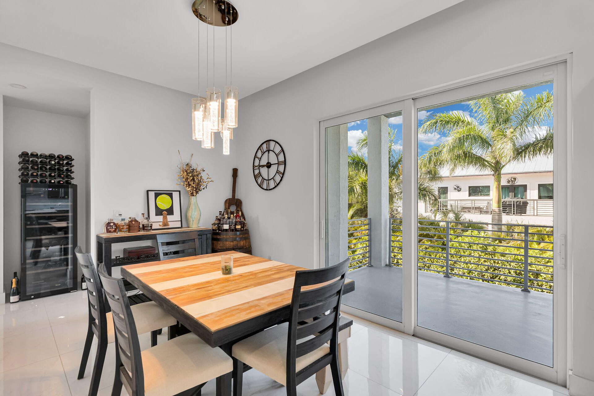 255 West Seaview Circle Duck Key, FL 33050 - Photo 11 of 51 Dining Room