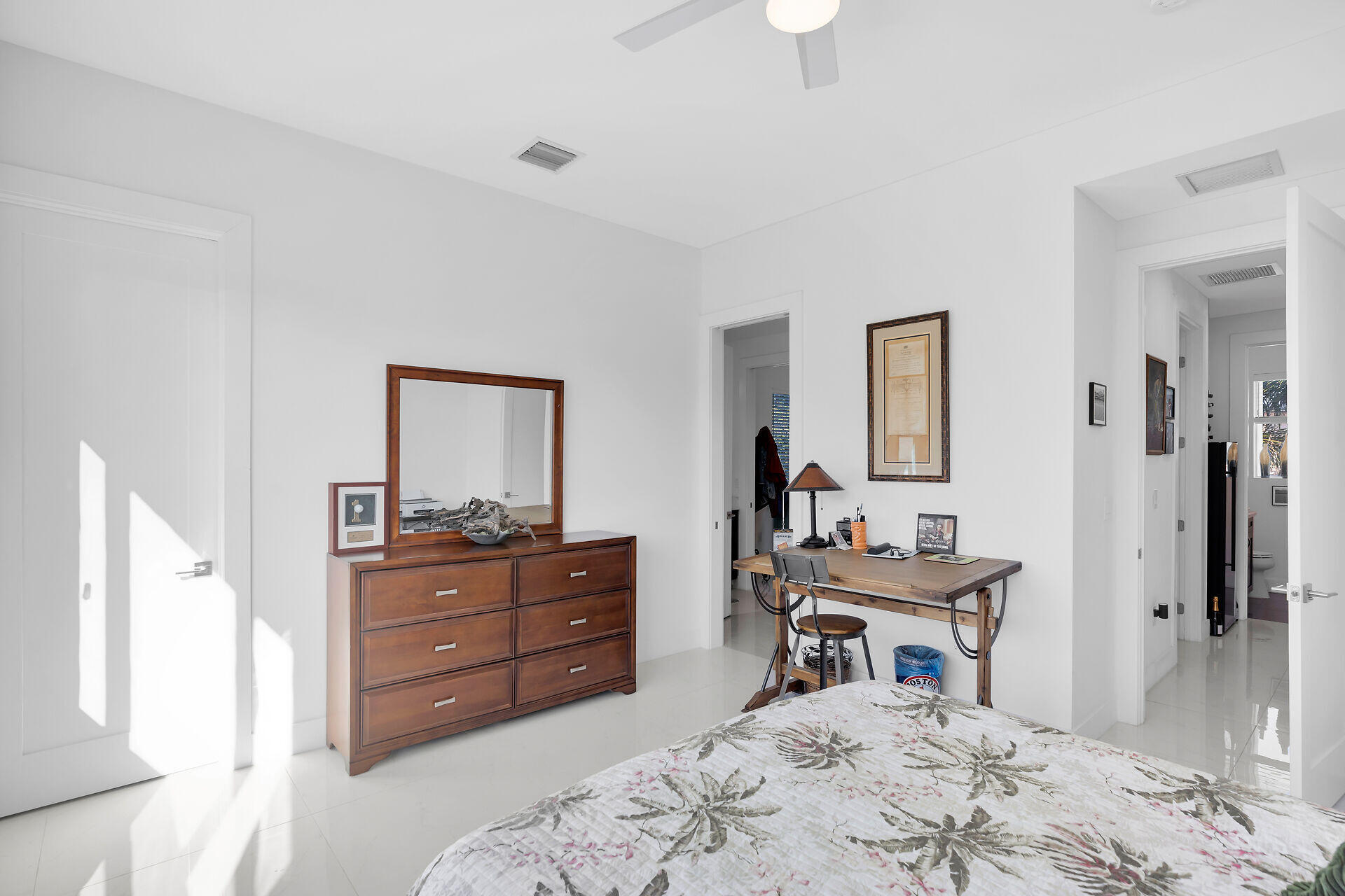 255 West Seaview Circle Duck Key, FL 33050 - Photo 17 of 51 Guest Bedroom 2