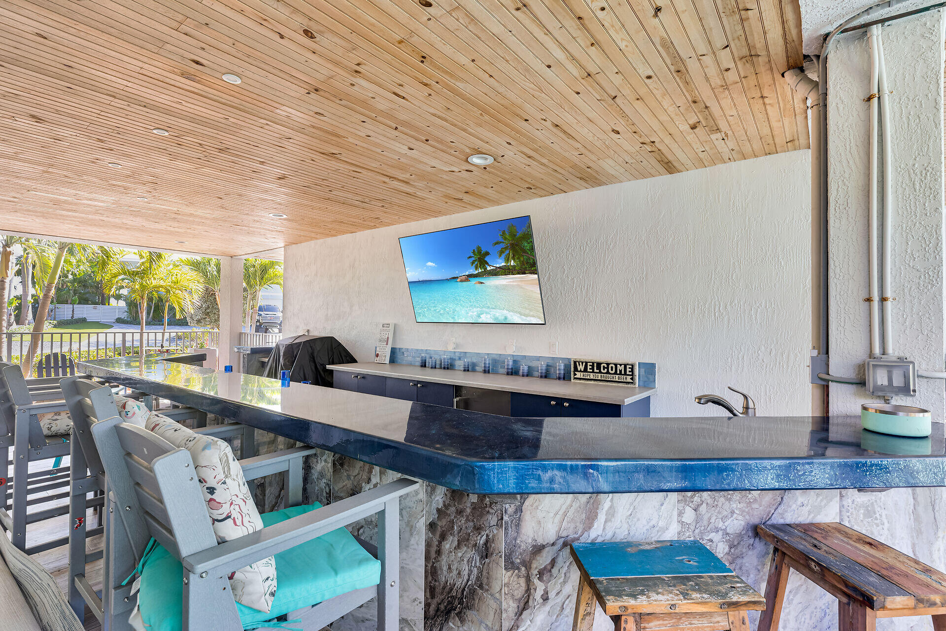 255 West Seaview Circle Duck Key, FL 33050 - Photo 40 of 51 Outdoor Kitchen
