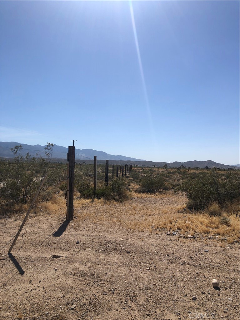 36939 Joy Road Lucerne Valley, CA 92356 - Photo 11 of 30 a view of lake