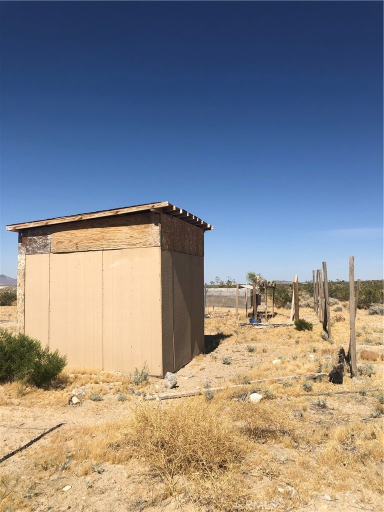 36939 Joy Road Lucerne Valley, CA 92356 - Photo 21 of 30 a view of a ocean view