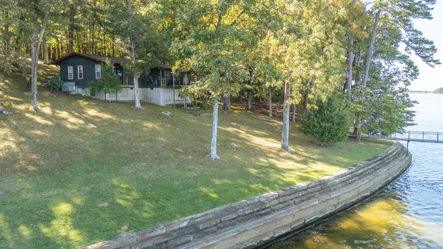 a view of a house with swimming pool