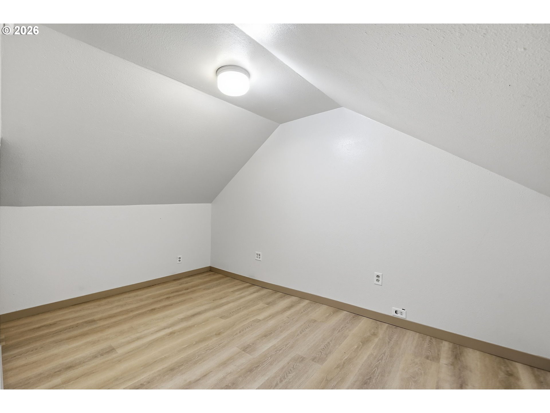 139 South 15th Street Cottage Grove, OR 97424 - Photo 27 of 48