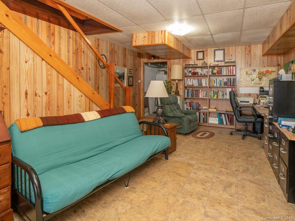 653 Fork Ridge Run Road Bakersville, NC 28705 - Photo 14 of 25 Gallery Image 14