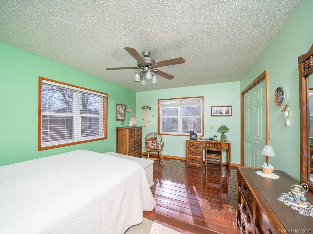 653 Fork Ridge Run Road Bakersville, NC 28705 - Photo 9 of 25 Gallery Image 9