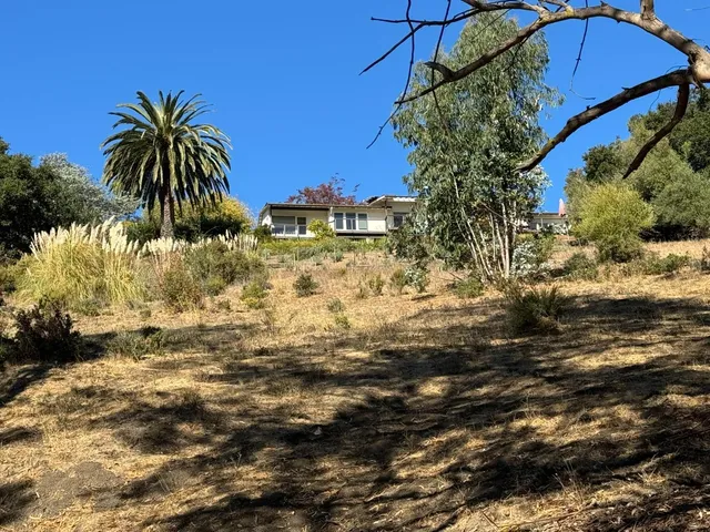 $199,000 | 11388 Lochard Street, Oakland, CA 94605