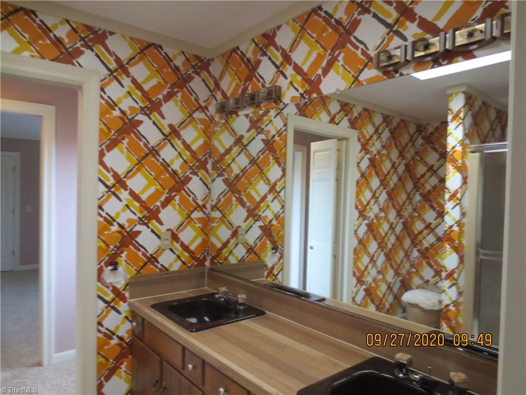 3230 Volunteer Road Pinnacle, NC 27043 - Photo 22 of 45