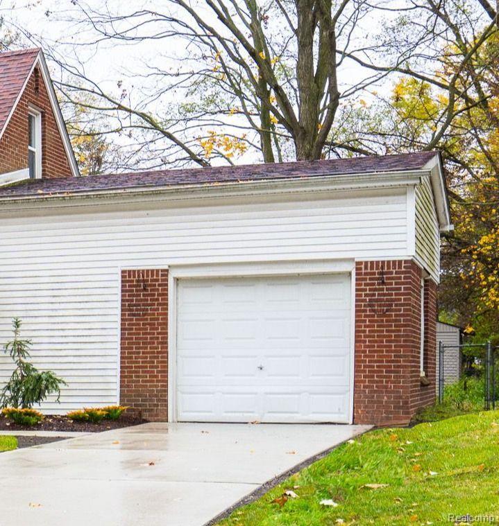 21397 Greenview Road Southfield, MI 48075 - Photo 76 of 80 Gallery Image 76