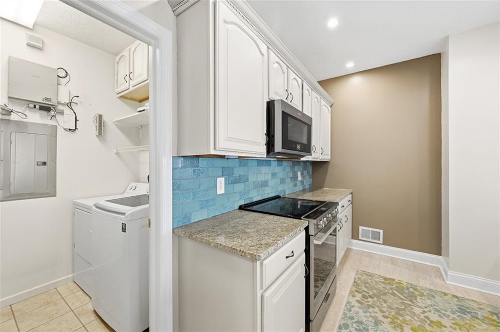 229 Adams Pointe Boulevard, Unit 2 Mars, PA 16046 - Photo 20 of 50