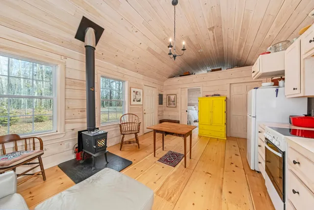 $360,000 | 41 Boulder Cove Way, Bremen, ME 04551