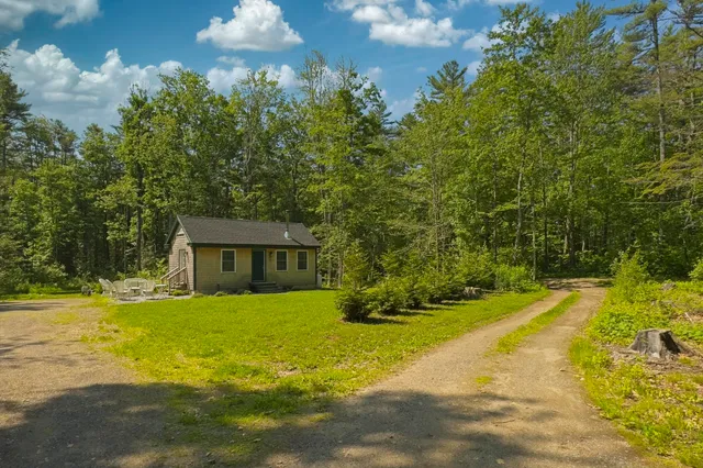 $360,000 | 41 Boulder Cove Way, Bremen, ME 04551