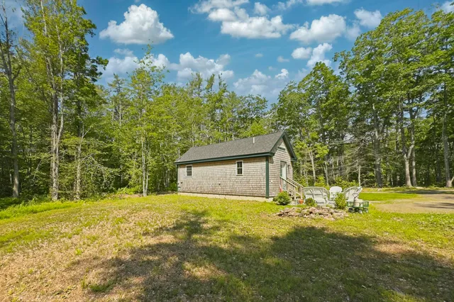 $360,000 | 41 Boulder Cove Way, Bremen, ME 04551