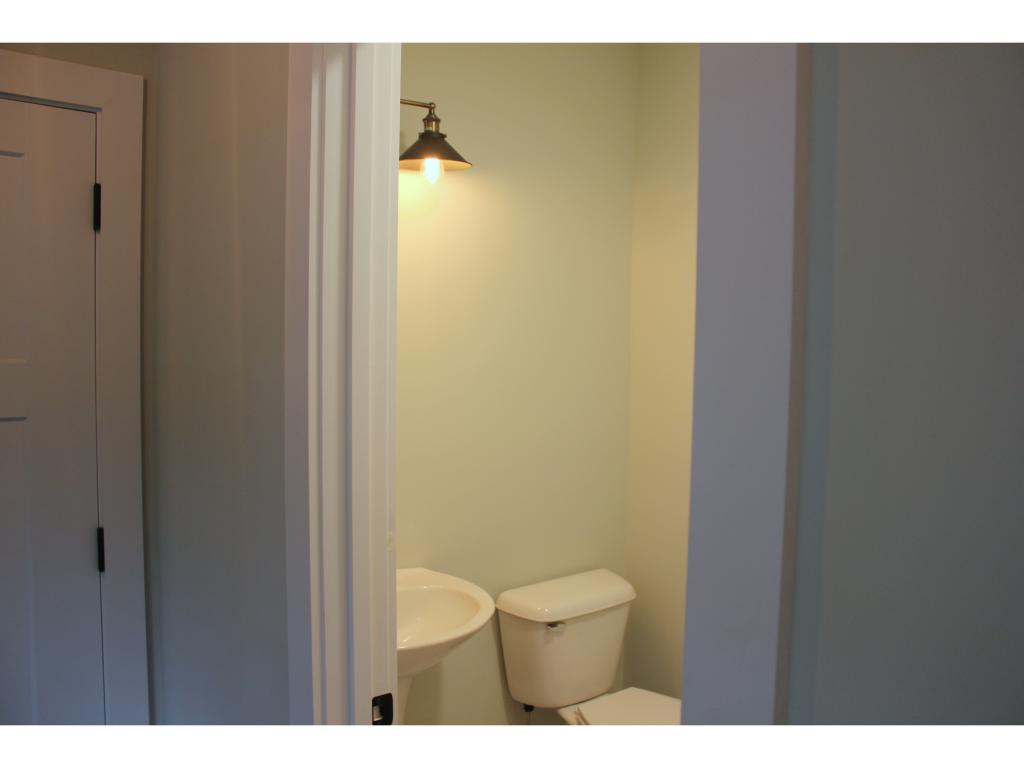50 Kingston Road Exeter, NH 03833 - Photo 3 of 36