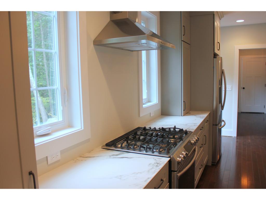 50 Kingston Road Exeter, NH 03833 - Photo 21 of 36
