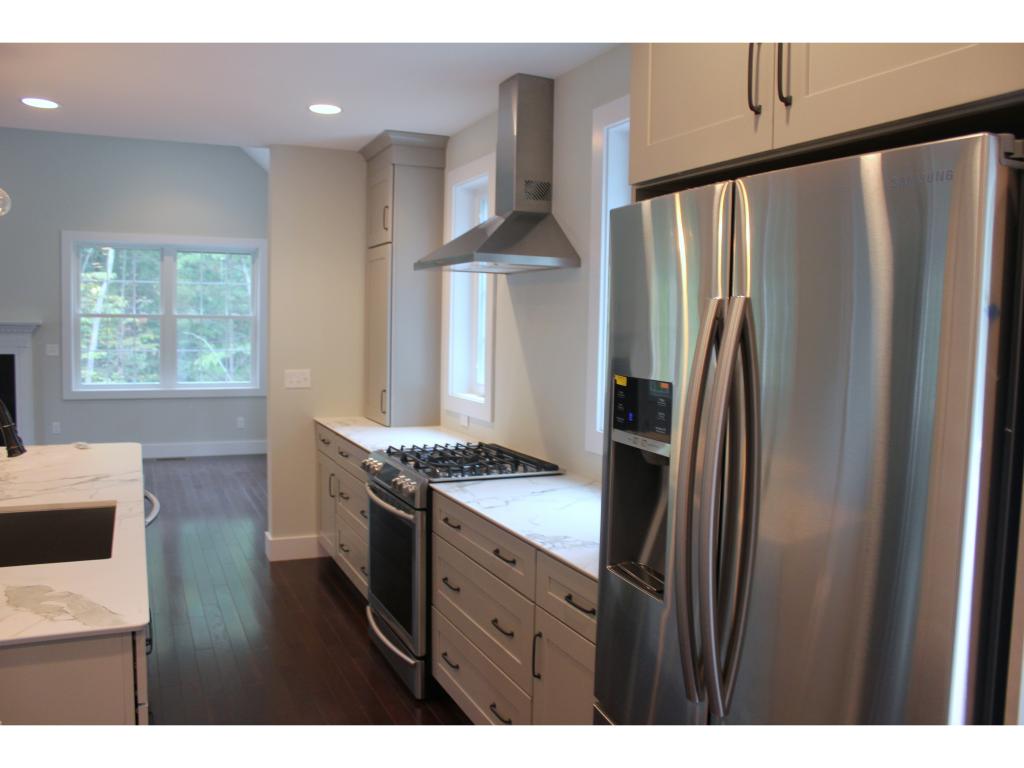 50 Kingston Road Exeter, NH 03833 - Photo 7 of 36