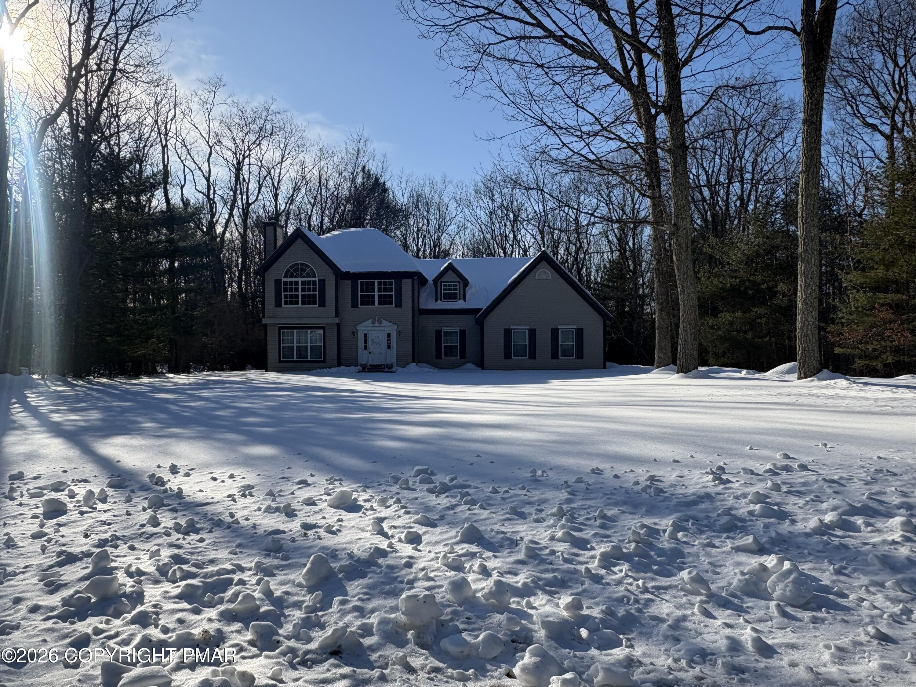 142 Chatham Hill Road Stroudsburg, PA 18360 - Photo 2 of 12 IMG_7810