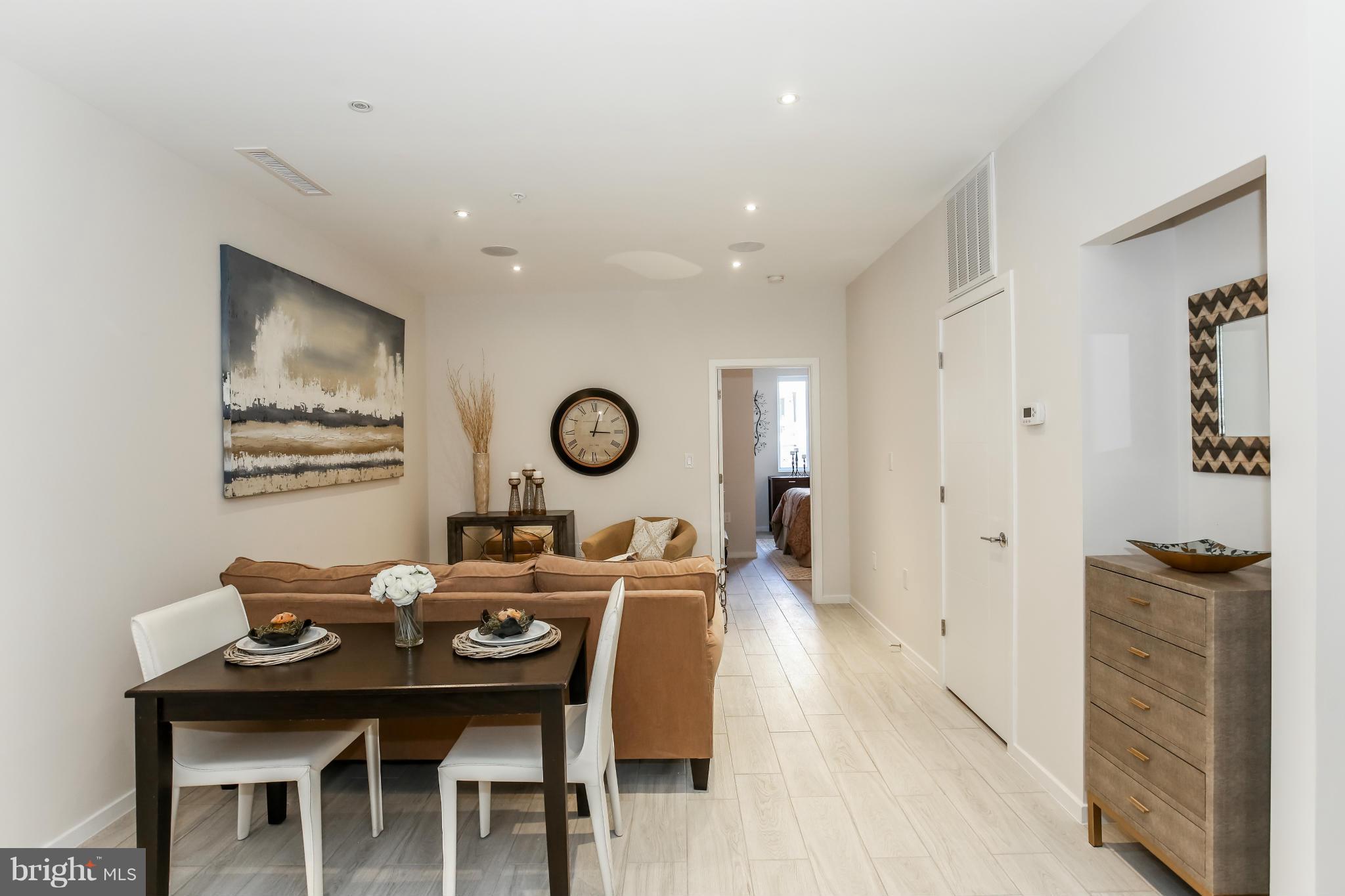756 Park Road Northwest, Unit 1 Washington, DC 20010 - Photo 4 of 27 Living Room