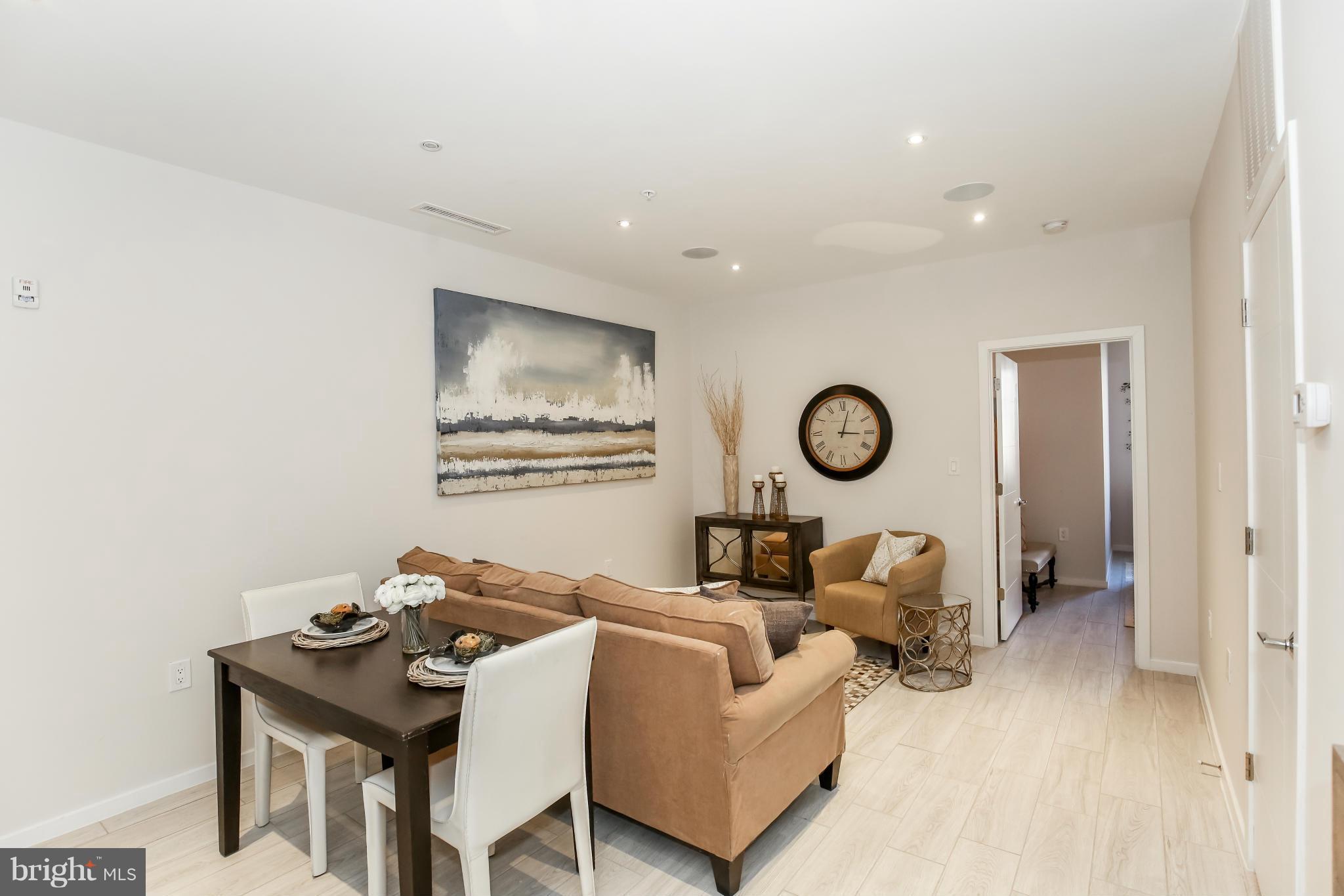 756 Park Road Northwest, Unit 1 Washington, DC 20010 - Photo 5 of 27 Living Room