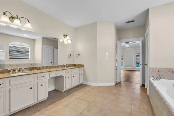 $3,575 | 17703 Forest Park Lane, Spring, TX 77379