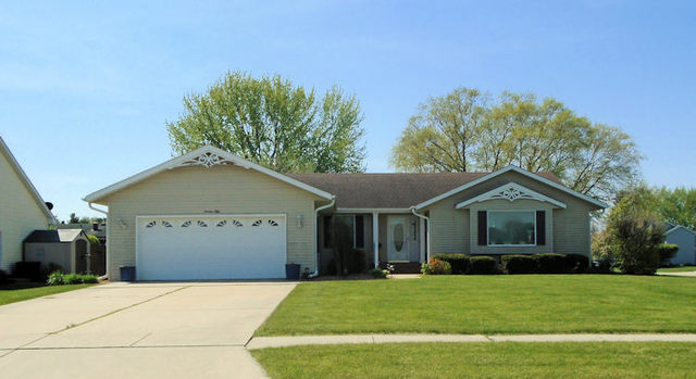 1350 Sunset Terrace Rochelle, IL 61068 - Photo 1 of 20