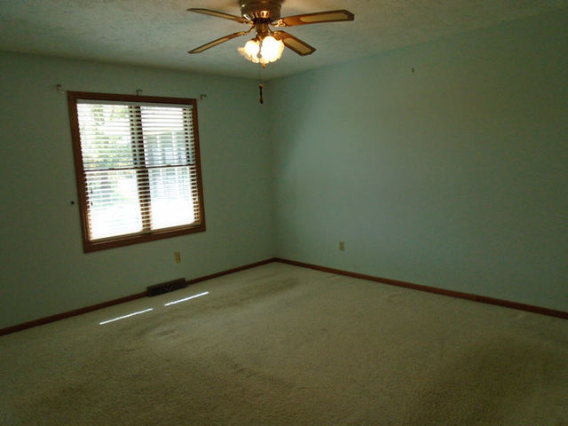 1350 Sunset Terrace Rochelle, IL 61068 - Photo 10 of 20