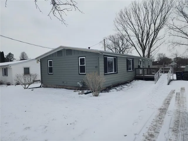 $239,900 | 121 Beals Street, Canandaigua City, NY 14424
