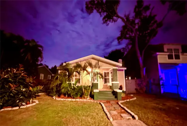 $3,350 | 2540 Dartmouth Avenue North, St. Petersburg, FL 33713