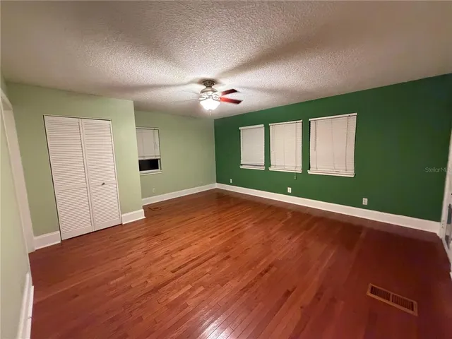 $3,350 | 2540 Dartmouth Avenue North, St. Petersburg, FL 33713