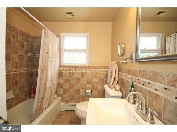 118 Hickory Road Evesham, NJ 08053 - Photo 16 of 17 Bathroom
