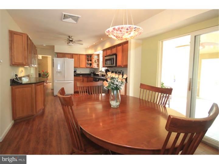 118 Hickory Road Evesham, NJ 08053 - Photo 6 of 17 Kitchen