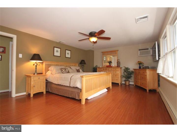 118 Hickory Road Evesham, NJ 08053 - Photo 9 of 17 Bedroom - Main