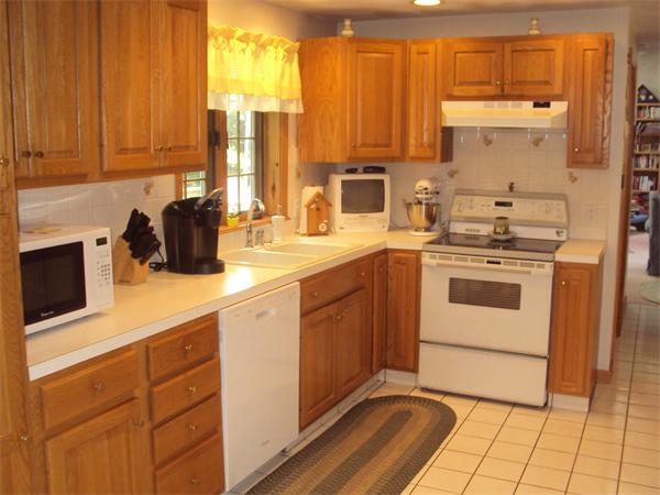 1167 Chopmist Hill Road Scituate, RI 02857 - Photo 10 of 24 Gallery Image 10