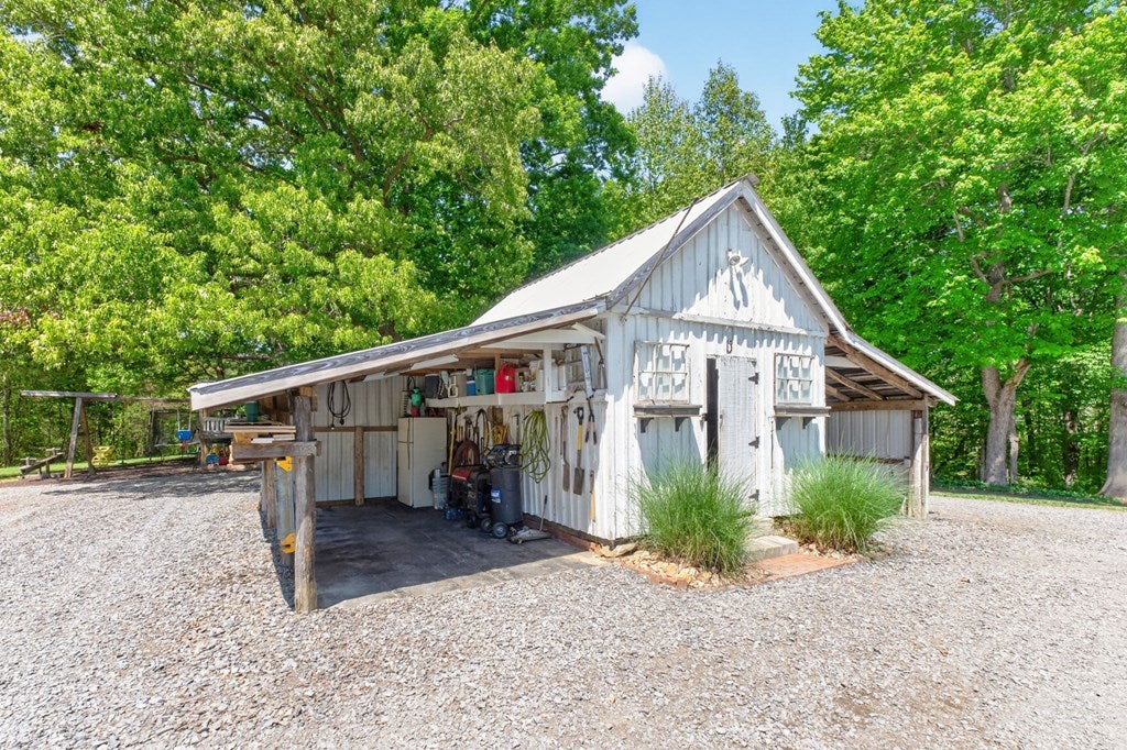2667 South Constitution Route Dillwyn, VA 23936 - Photo 43 of 48 Gallery Image 43