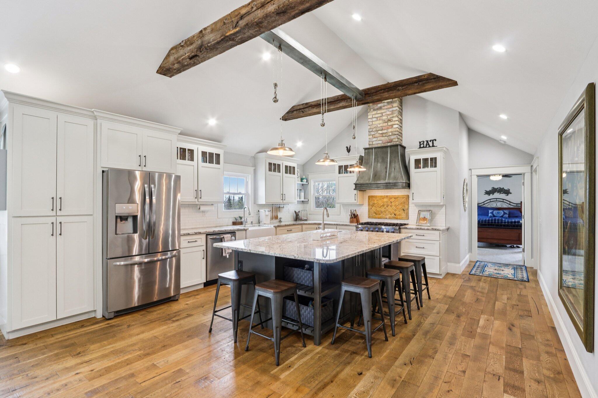 4780 Meadow View East Brookfield, WI 53005 - Photo 9 of 74 17-web-or-mls-Meadow View E-S1704-017