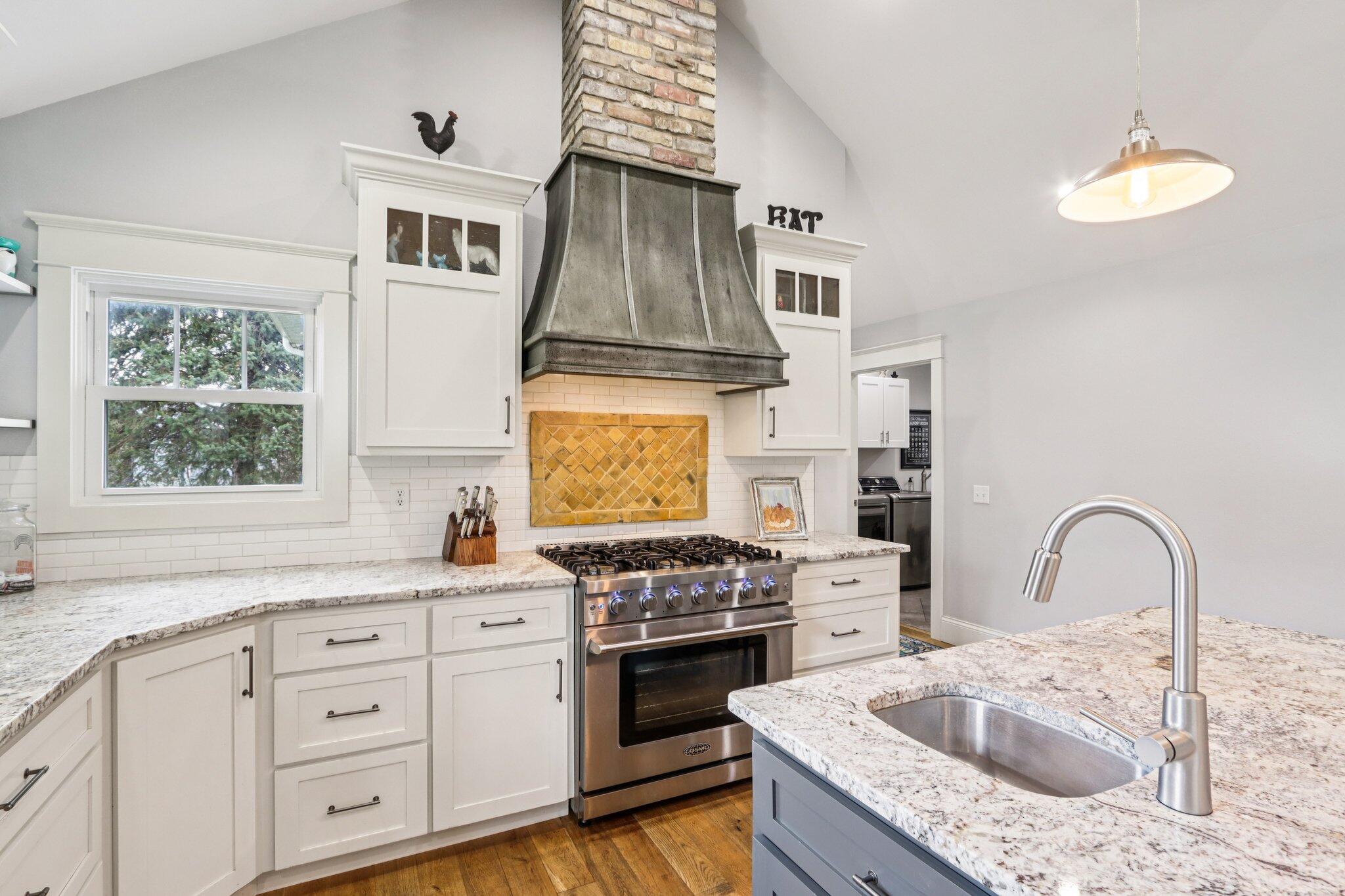 4780 Meadow View East Brookfield, WI 53005 - Photo 14 of 74 22-web-or-mls-Meadow View E-S1704-022