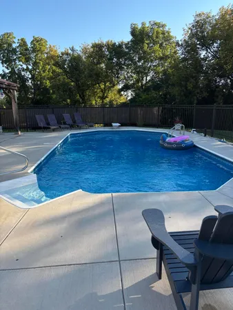 $800,000 | 4780 Meadow View East, Brookfield, WI 53005