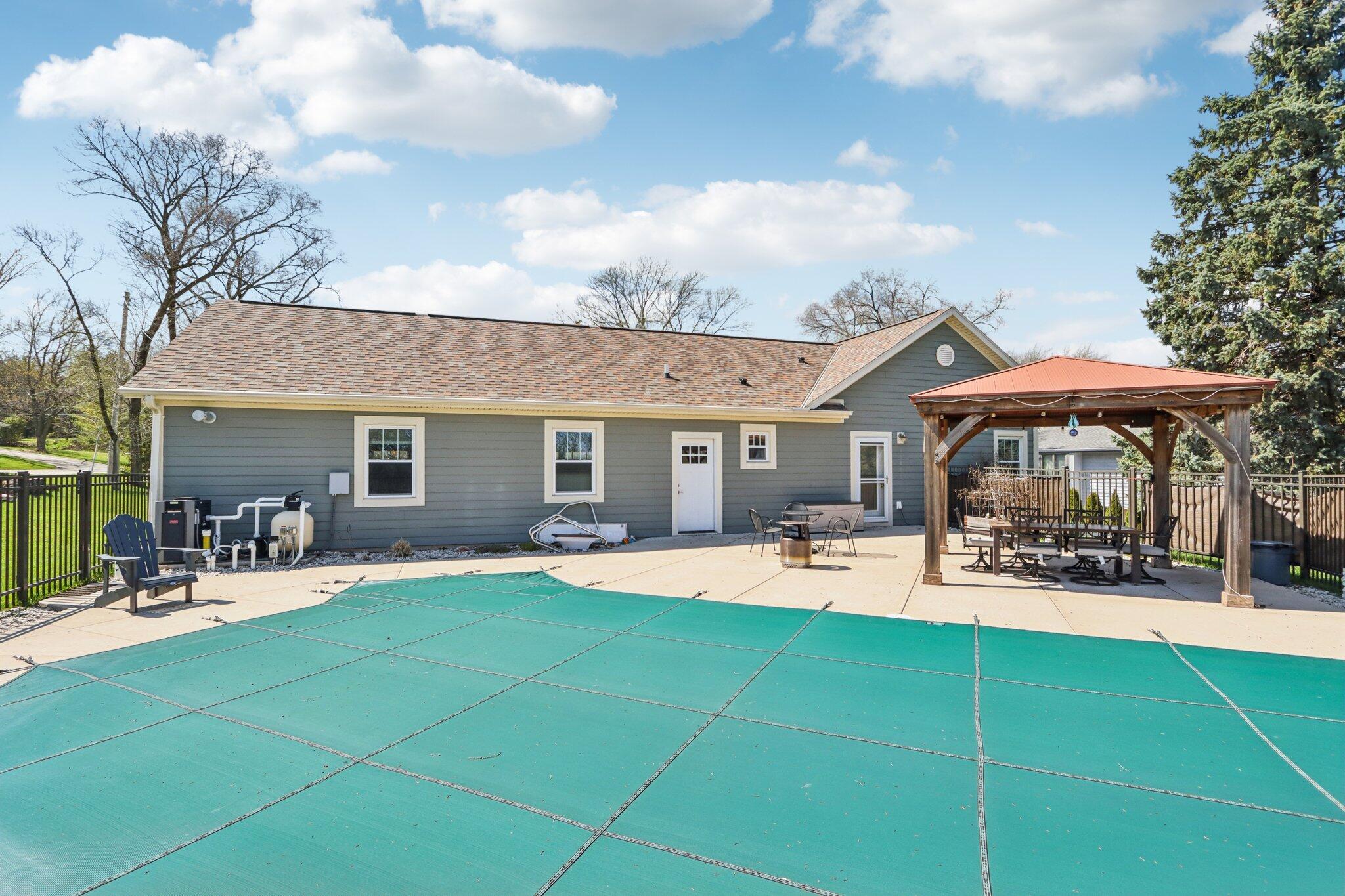 4780 Meadow View East Brookfield, WI 53005 - Photo 44 of 74 66-web-or-mls-Meadow View E-S1704-066