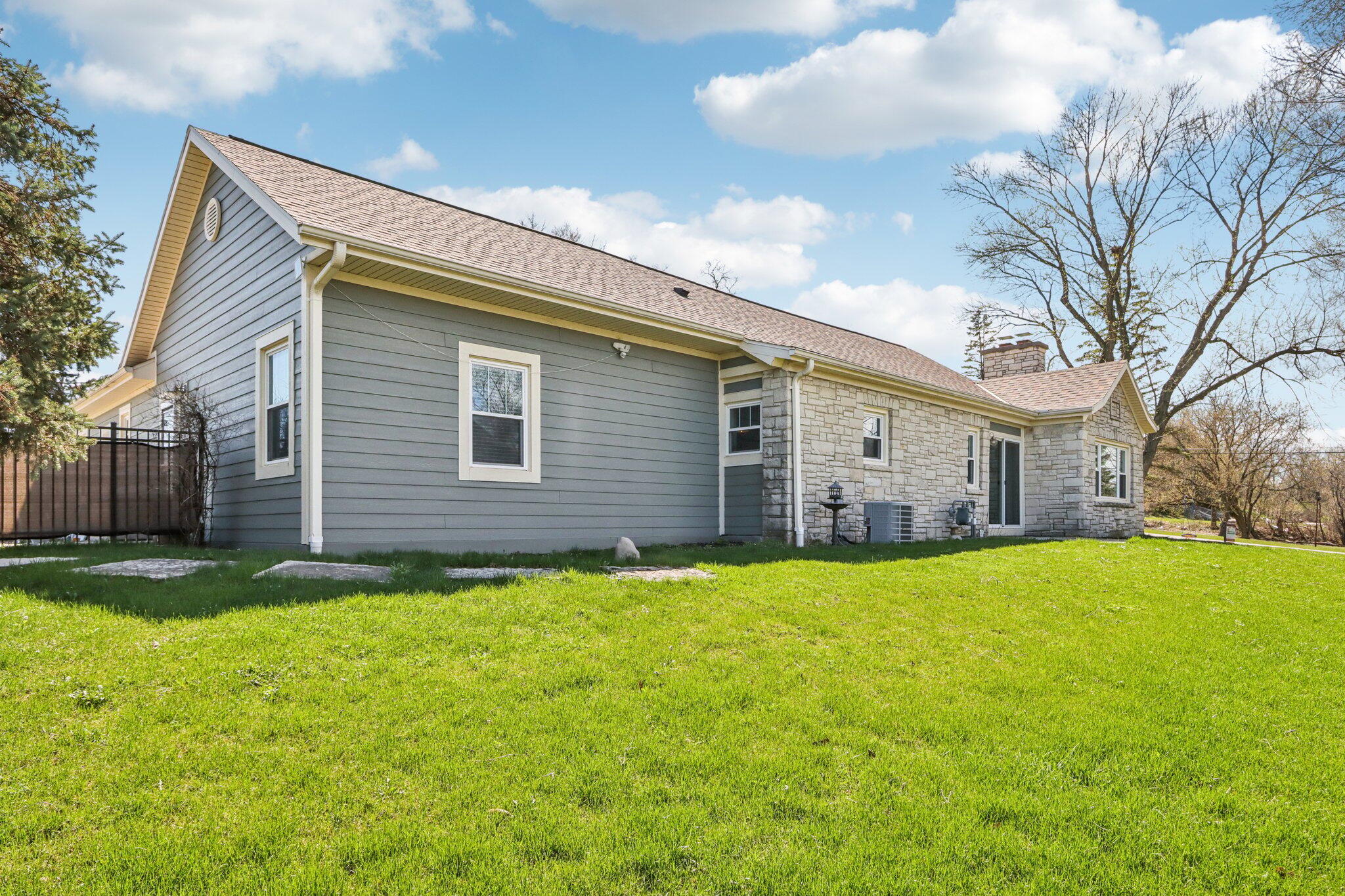 4780 Meadow View East Brookfield, WI 53005 - Photo 48 of 74 70-web-or-mls-Meadow View E-S1704-070