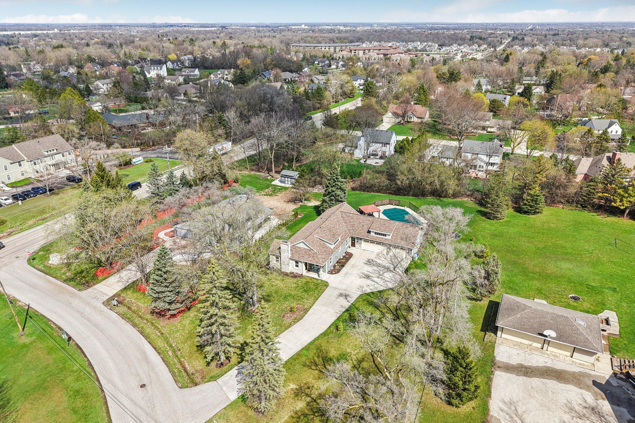 4780 Meadow View East Brookfield, WI 53005 - Photo 55 of 74 77-web-or-mls-Meadow View E-S1704-077