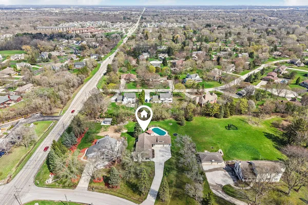 $800,000 | 4780 Meadow View East, Brookfield, WI 53005