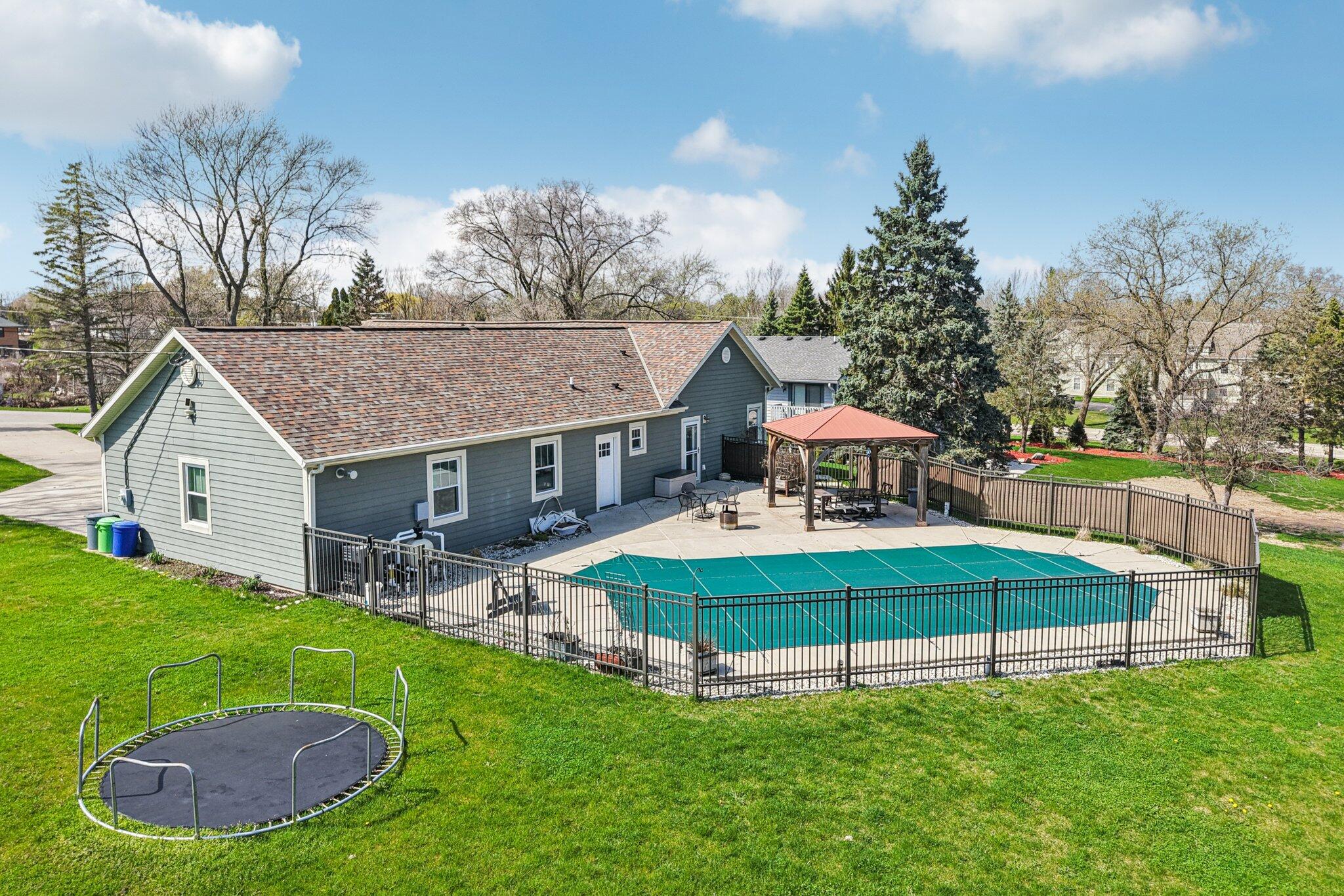 4780 Meadow View East Brookfield, WI 53005 - Photo 61 of 74 83-web-or-mls-Meadow View E-S1704-081