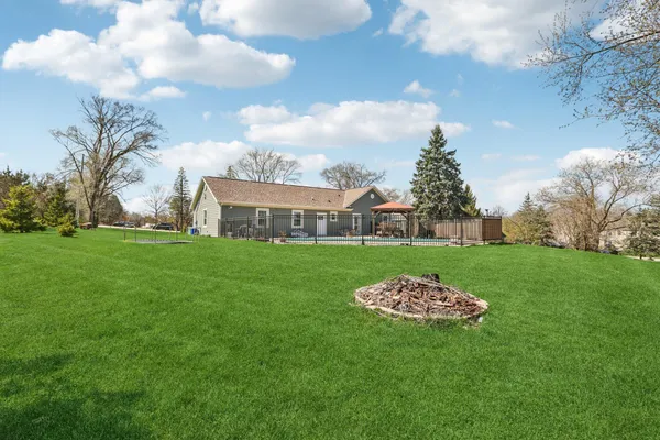 $800,000 | 4780 Meadow View East, Brookfield, WI 53005
