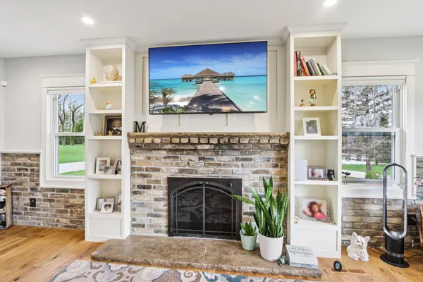 $800,000 | 4780 Meadow View East, Brookfield, WI 53005