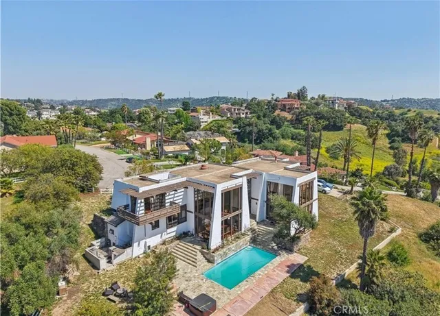 a front view of house with yard